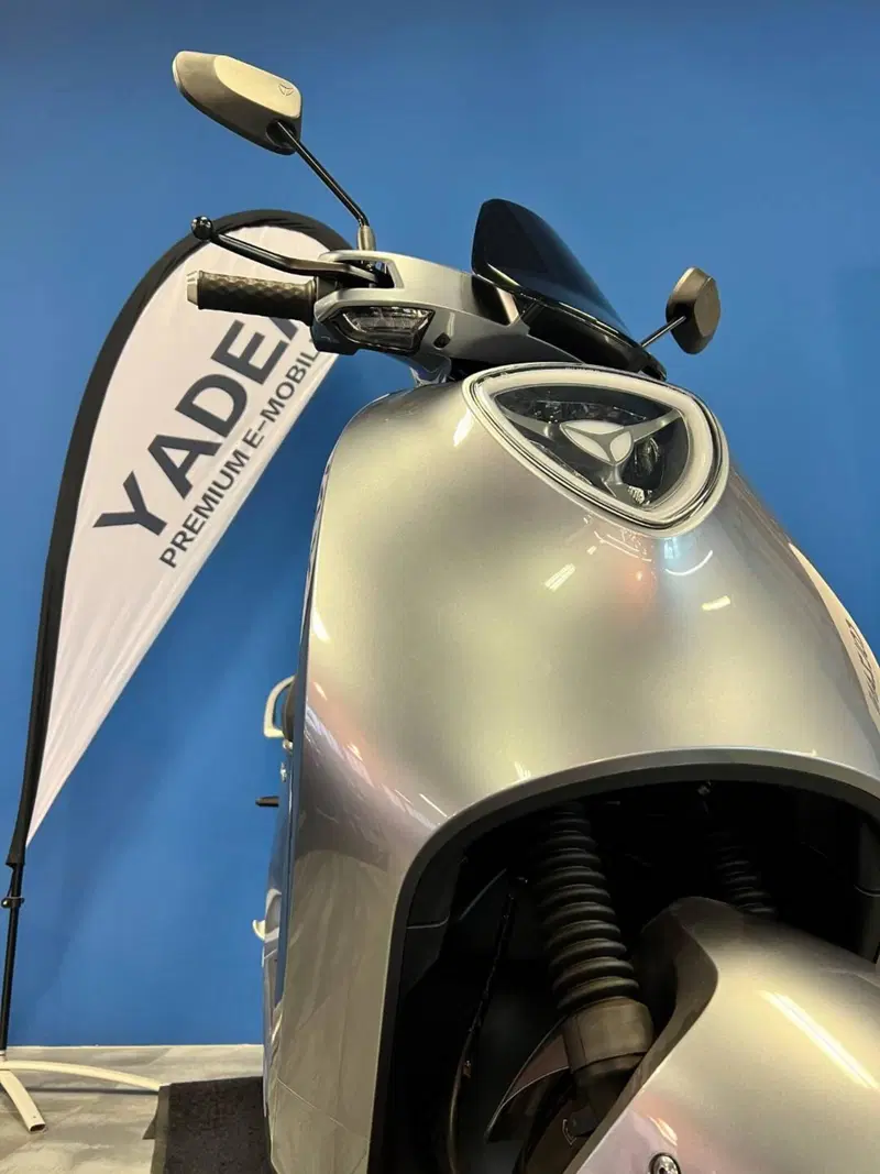 Yadea C1S Pro (2020 - 26) (5)