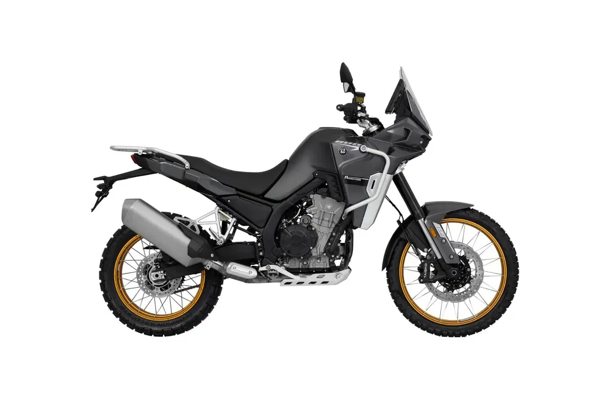 EICMA 2023: la Kove 800-X si fa in tre. Tutti i dettagli della adventure cinese (4)