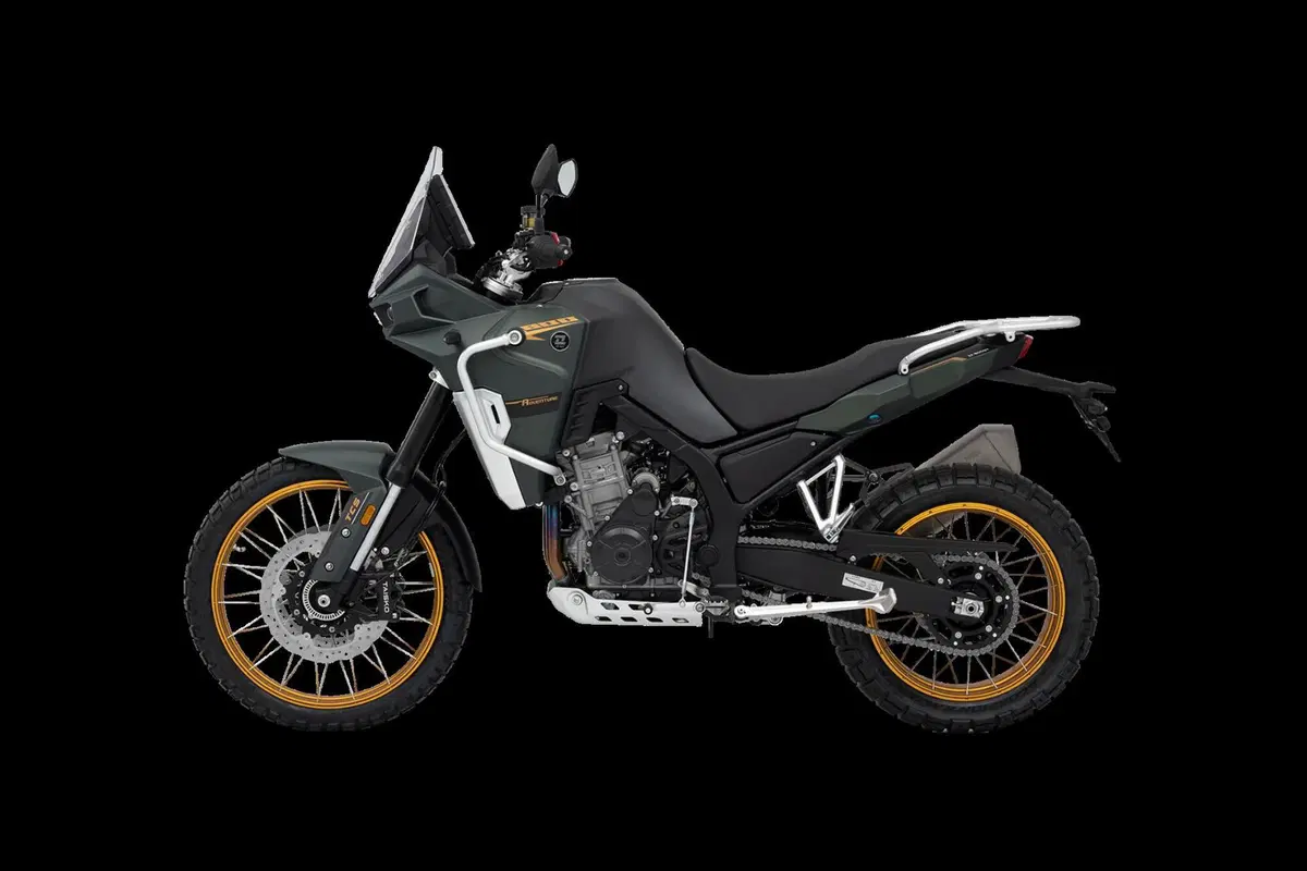 EICMA 2023: la Kove 800-X si fa in tre. Tutti i dettagli della adventure cinese (8)