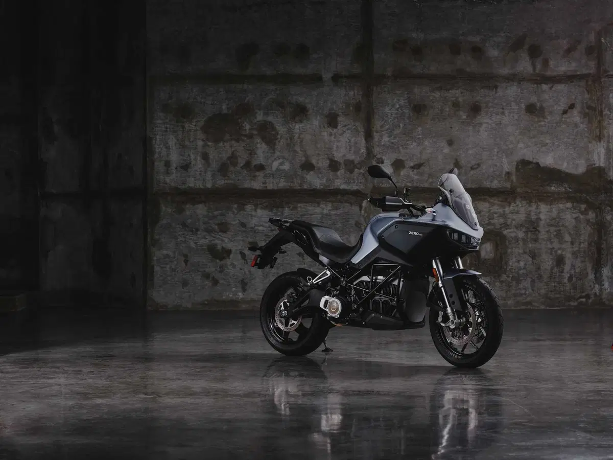 Zero Motorcycles nuova gamma 2024 (3)