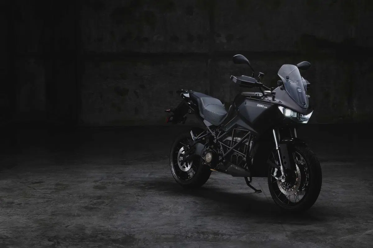 Zero Motorcycles nuova gamma 2024 (6)