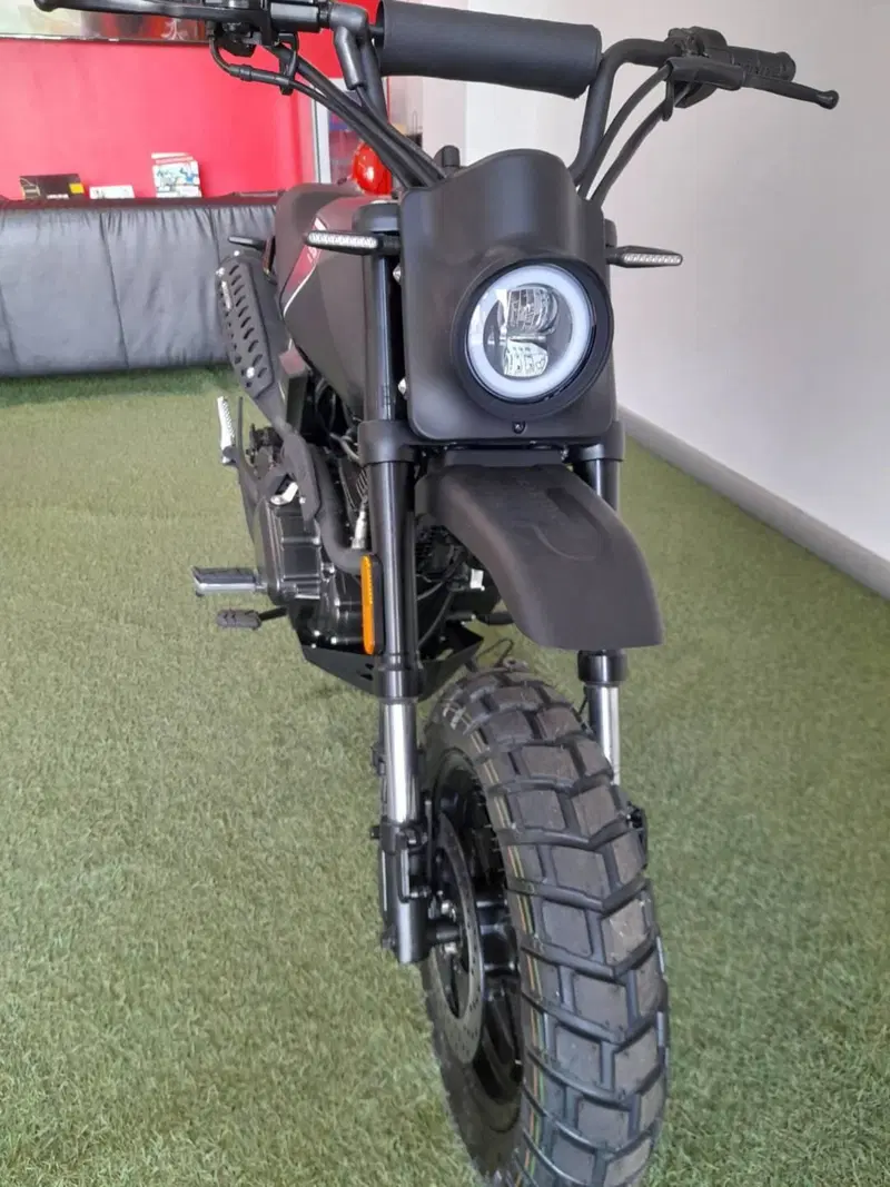 Brixton Motorcycles Crossfire 125 XS (2021 - 26) (4)