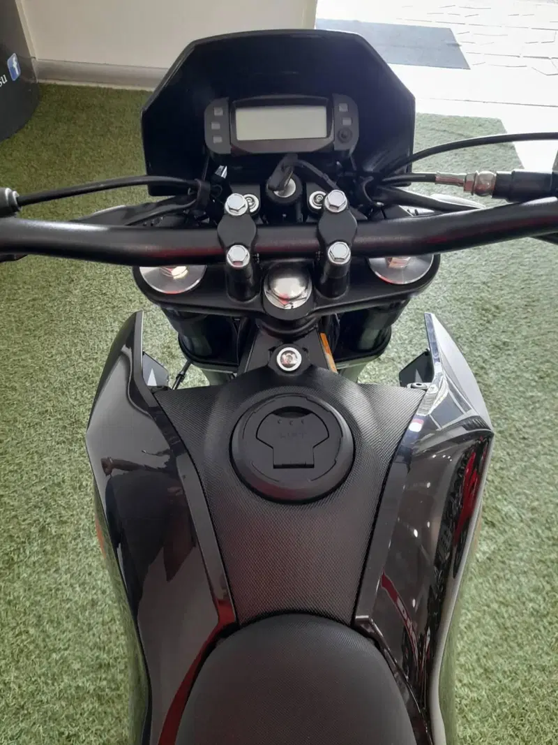 Malaguti XSM 125 (2021 - 26) (6)