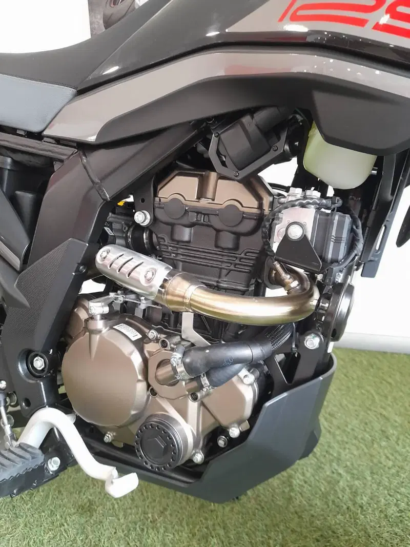 Malaguti XSM 125 (2021 - 26) (8)