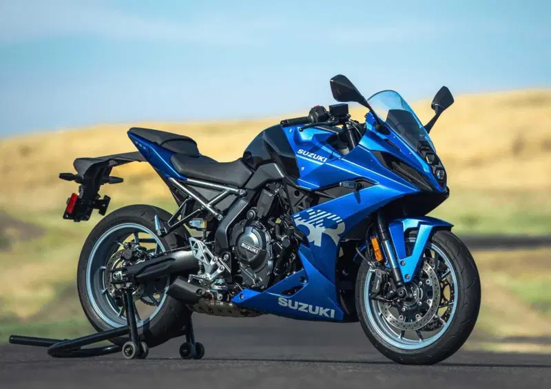 Suzuki GSX-8R GSX-8R (2024 - 26) (12)