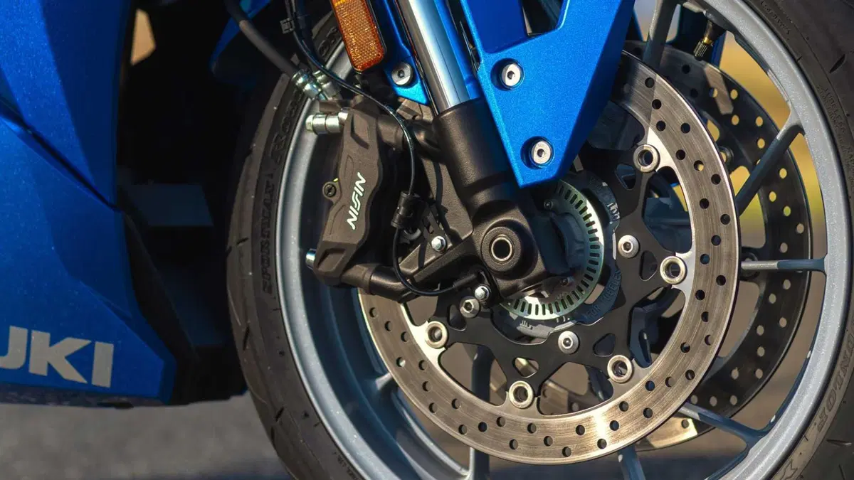 Suzuki GSX-8R GSX-8R (2024 - 26) (14)