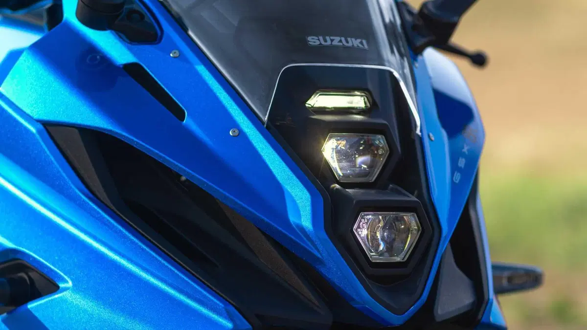 Suzuki GSX-8R GSX-8R (2024 - 26) (17)