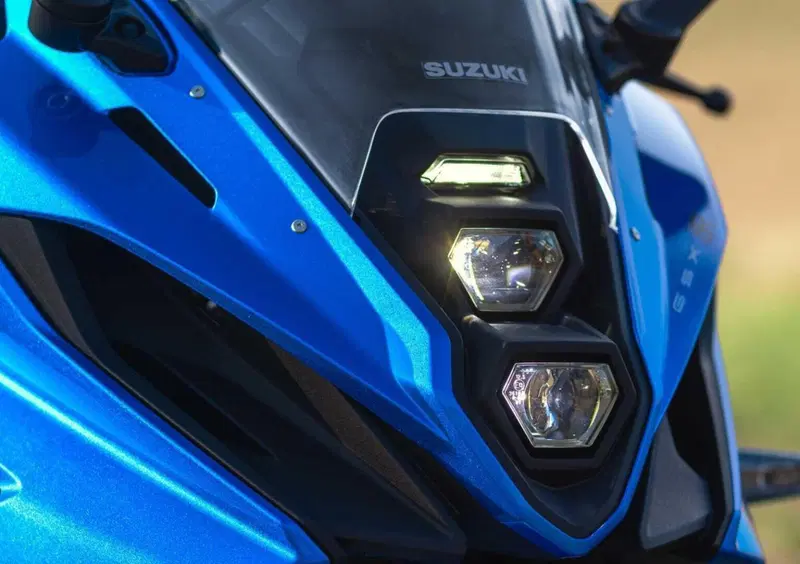 Suzuki GSX-8R GSX-8R (2024 - 26) (17)