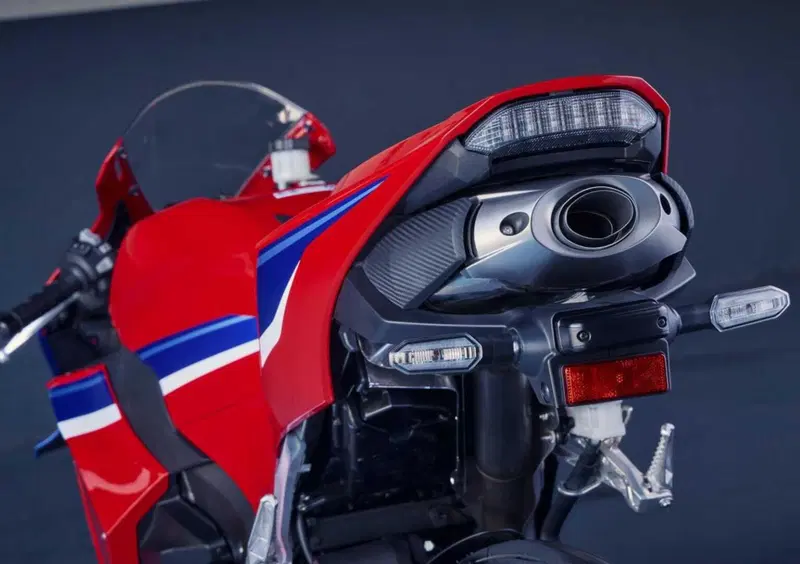 Honda CBR 600 RR CBR 600 RR (2024 - 26) (14)