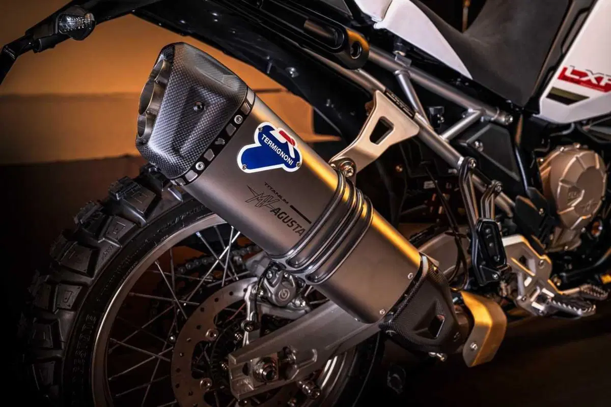Eicma 2023: MV Agusta inaugura il fuoristrada di lusso con la LXP Orioli (14)