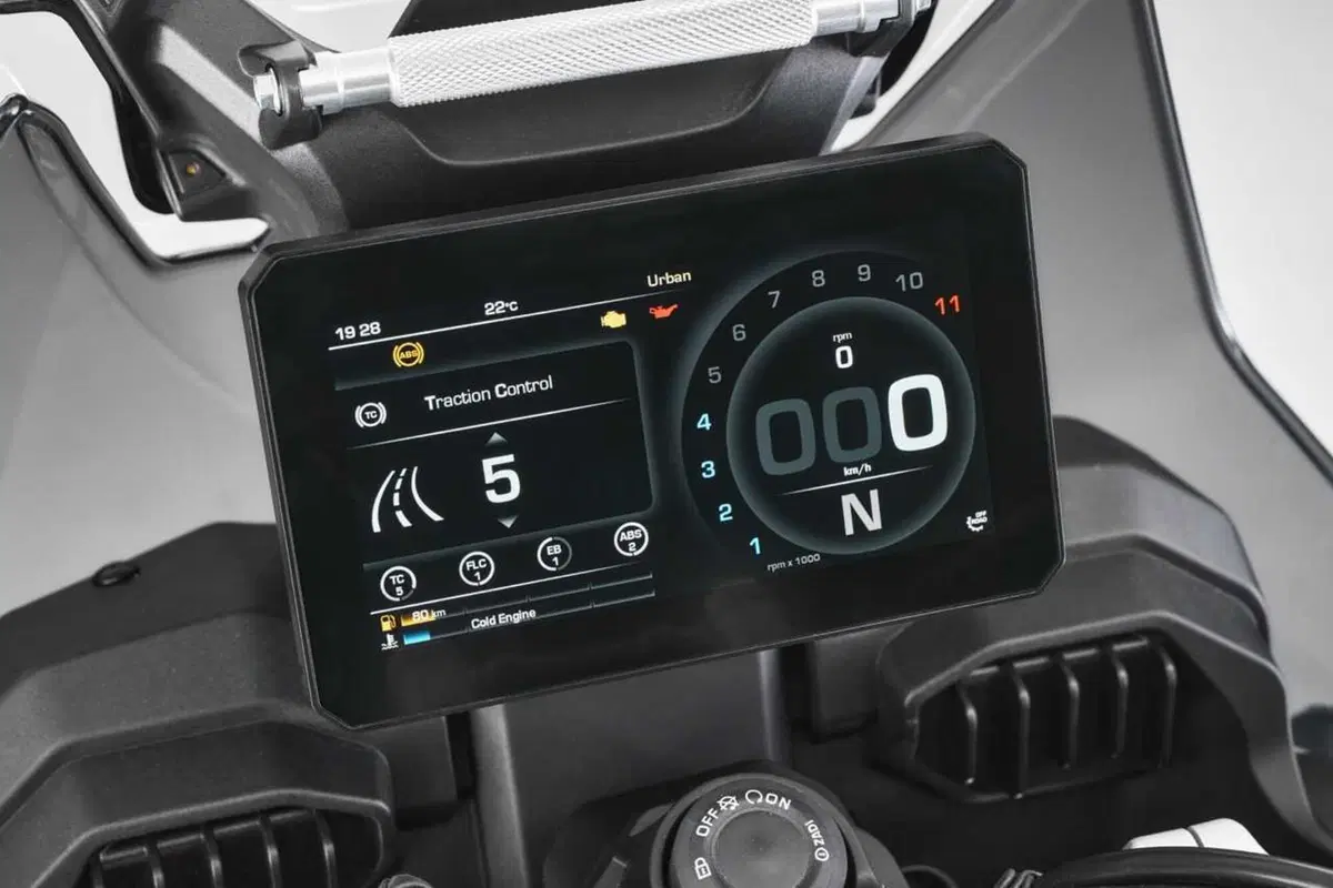 Eicma 2023: MV Agusta inaugura il fuoristrada di lusso con la LXP Orioli (31)