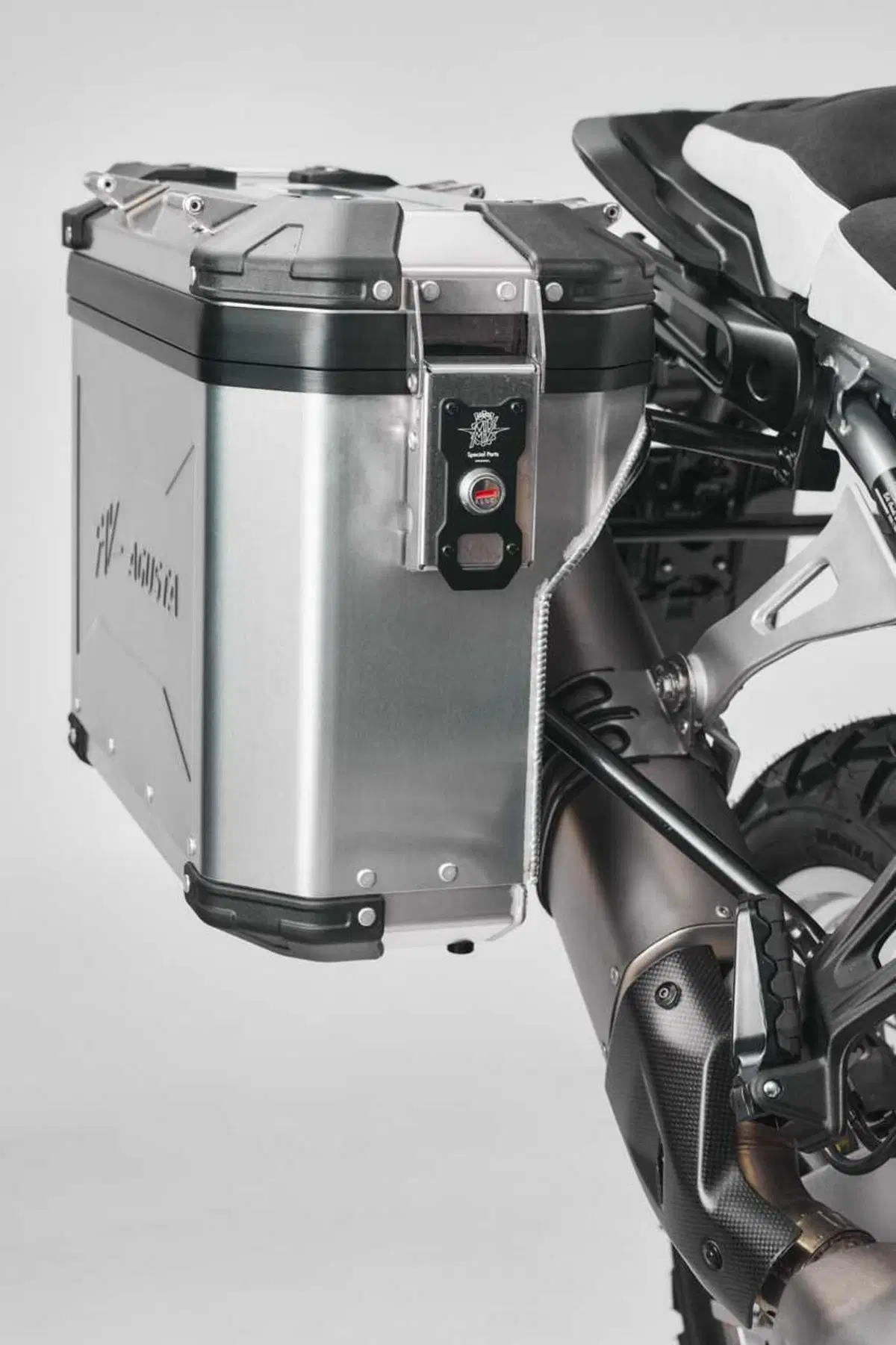 Eicma 2023: MV Agusta inaugura il fuoristrada di lusso con la LXP Orioli (37)