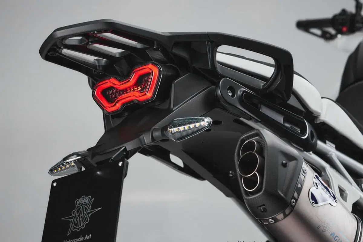 Eicma 2023: MV Agusta inaugura il fuoristrada di lusso con la LXP Orioli (40)