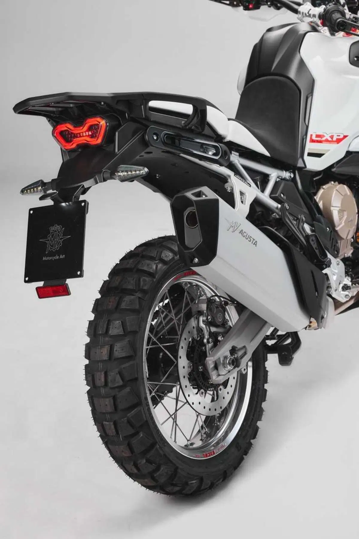 Eicma 2023: MV Agusta inaugura il fuoristrada di lusso con la LXP Orioli (49)