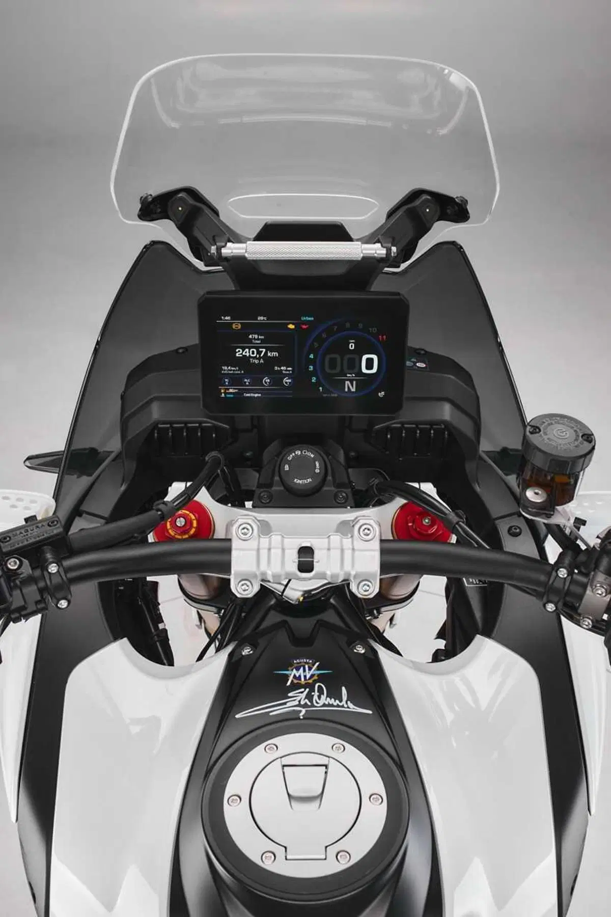 Eicma 2023: MV Agusta inaugura il fuoristrada di lusso con la LXP Orioli (56)
