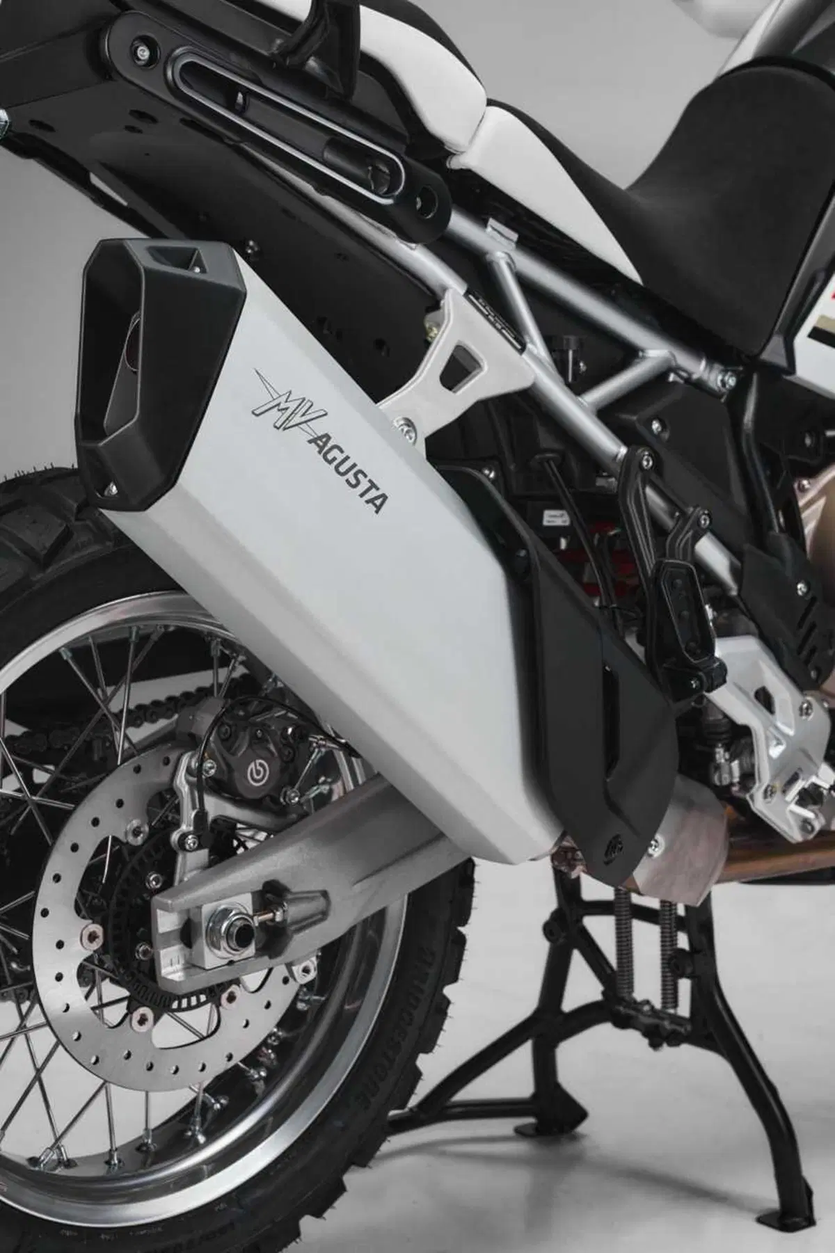 Eicma 2023: MV Agusta inaugura il fuoristrada di lusso con la LXP Orioli (102)
