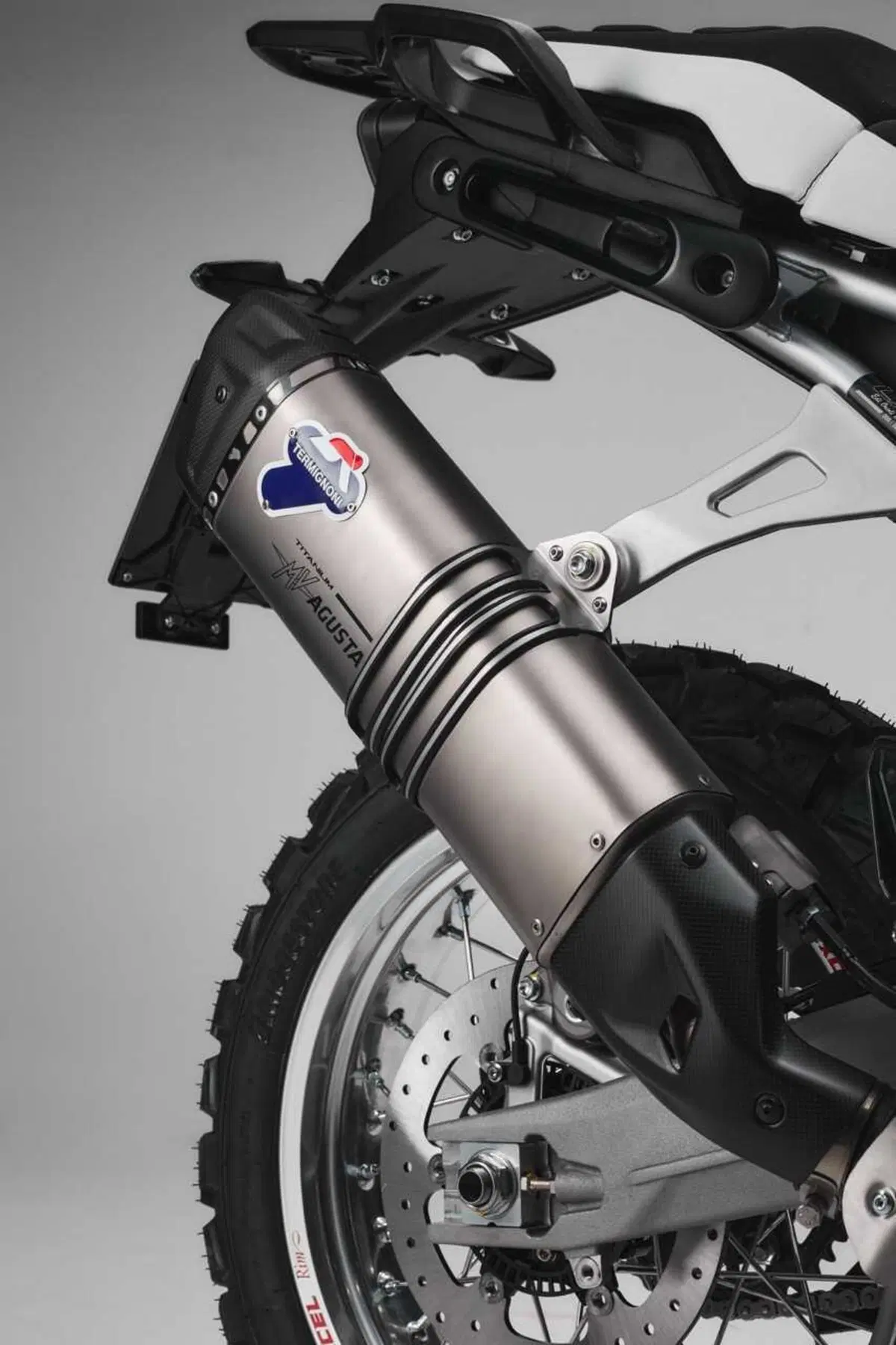 Eicma 2023: MV Agusta inaugura il fuoristrada di lusso con la LXP Orioli (111)