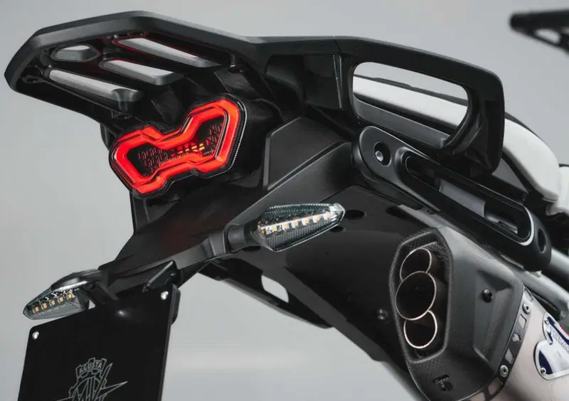 MV Agusta LXP LXP Orioli (2024 - 26) (23)