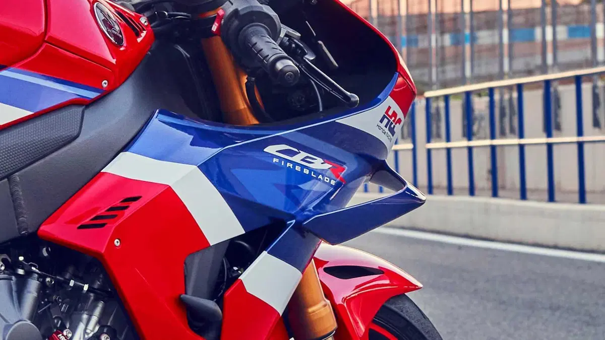 Honda CBR 1000 RR CBR 1000 RR-R Fireblade SP (2024 - 26) (14)