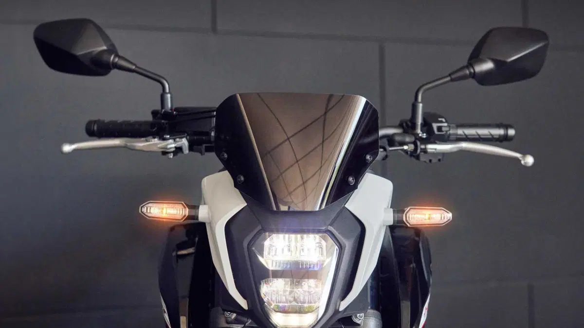 Honda CB 500 Hornet CB 500 Hornet (2024 - 25) (9)