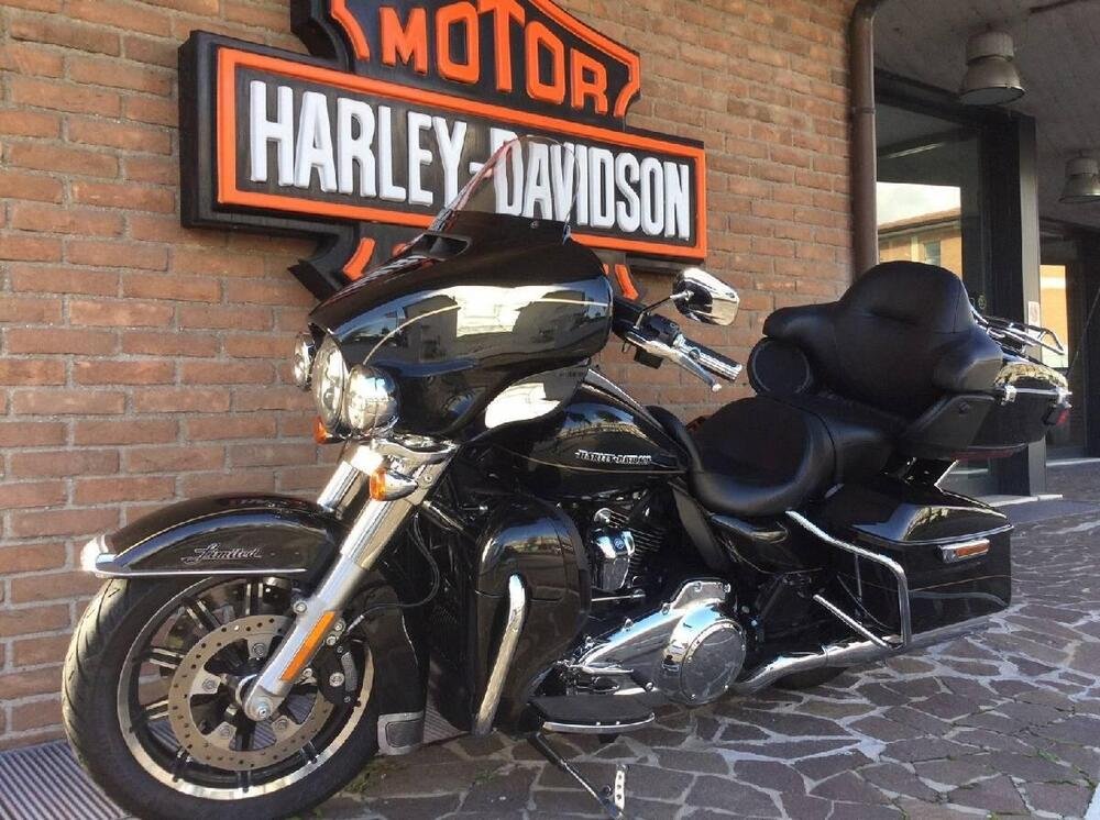 Harley-Davidson 107 Electra Glide Ultra Limited Low (2017 - 18) - FLHTKL (4)