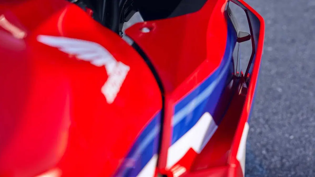 Honda CBR 500 R CBR 500 R (2024 - 25) (10)