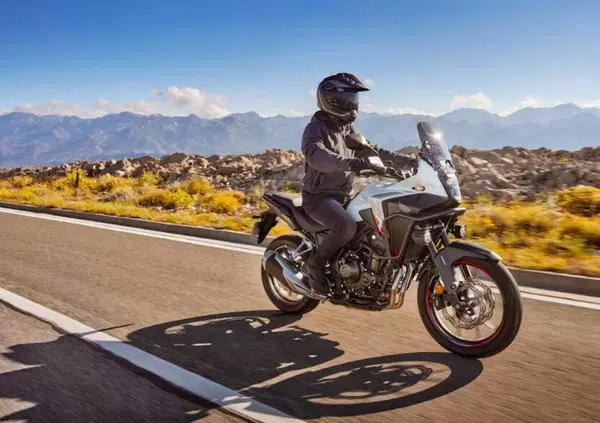 EICMA 2023. Honda presenta la NX500, ecco com'è fatta [VIDEO]