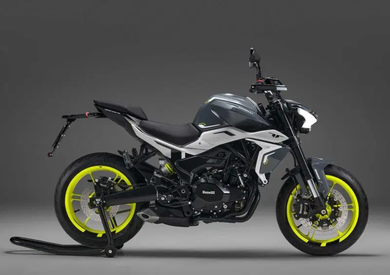 Benelli Tornado Naked Twin 500 Tornado Naked Twin 500 (2024) (3)