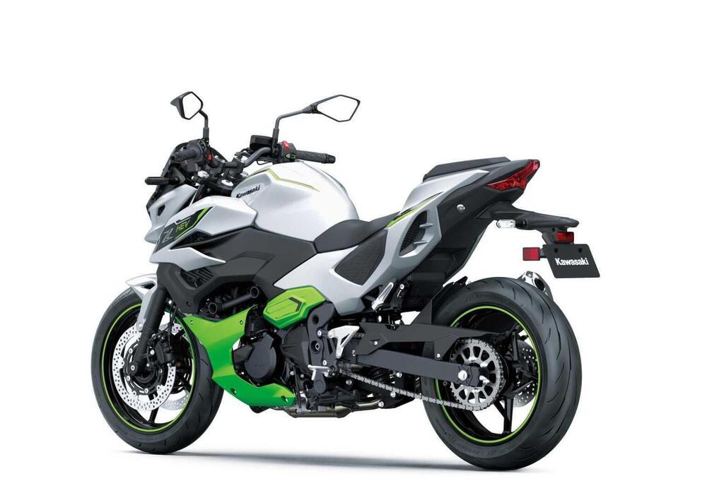 Kawasaki Z7 Hybrid (2024) (4)