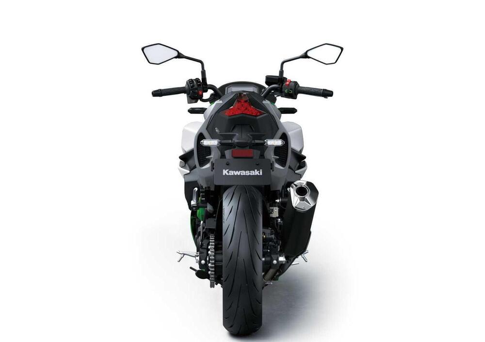 Kawasaki Z7 Hybrid (2024) (3)