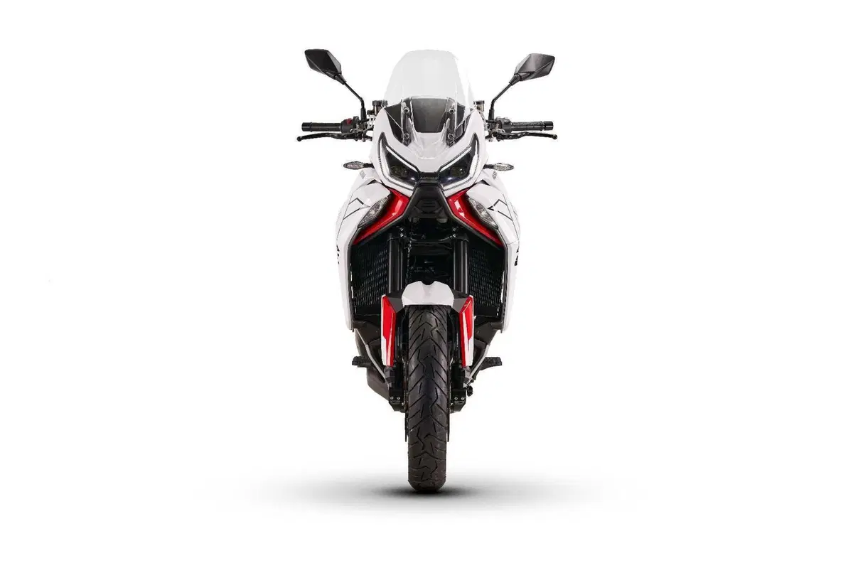 EICMA 2023. Moto Morini presenta la X-Cape 1200 [VIDEO] (5)