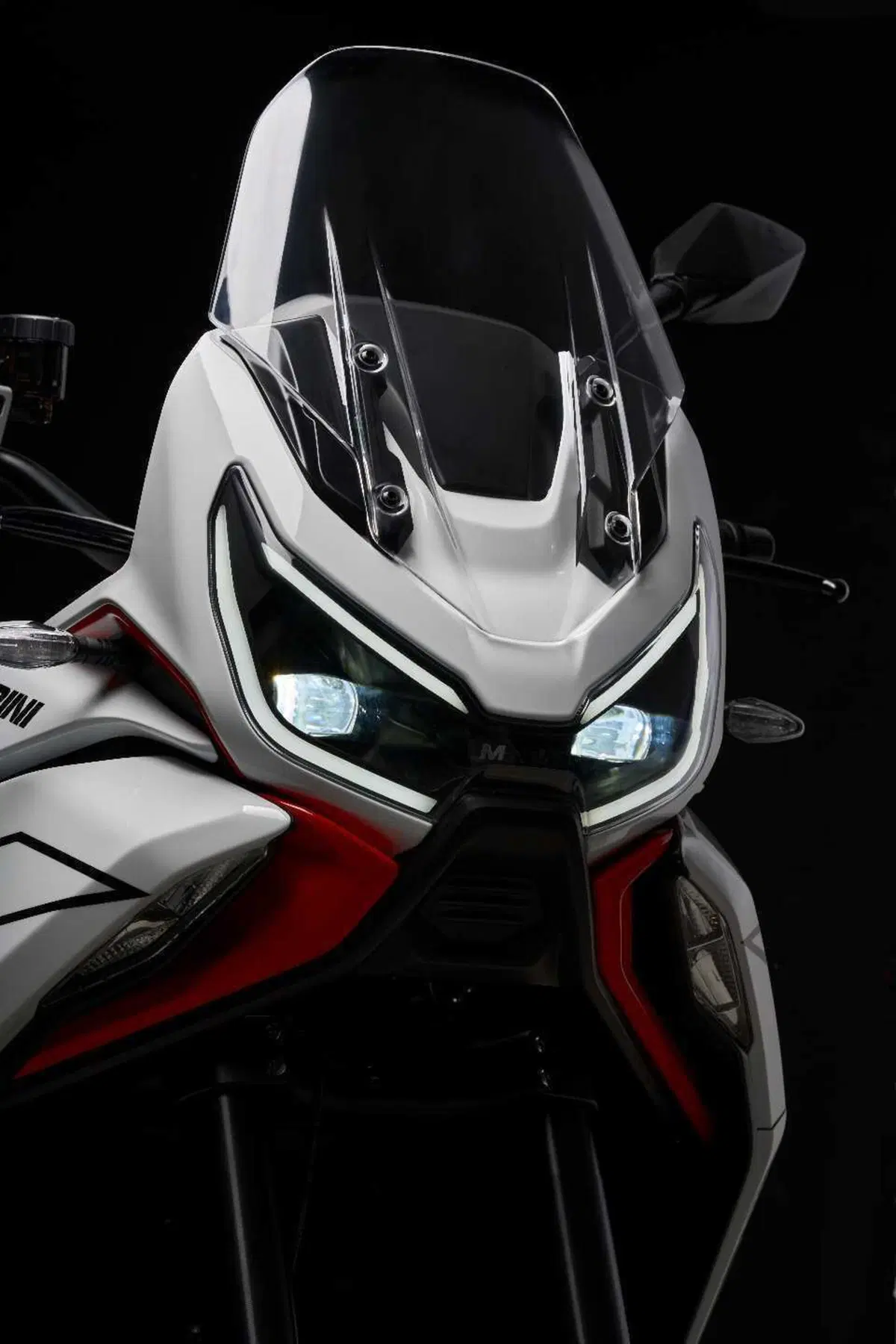 EICMA 2023. Moto Morini presenta la X-Cape 1200 [VIDEO] (24)