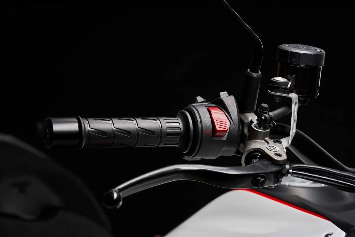 EICMA 2023. Moto Morini presenta la X-Cape 1200 [VIDEO] (29)