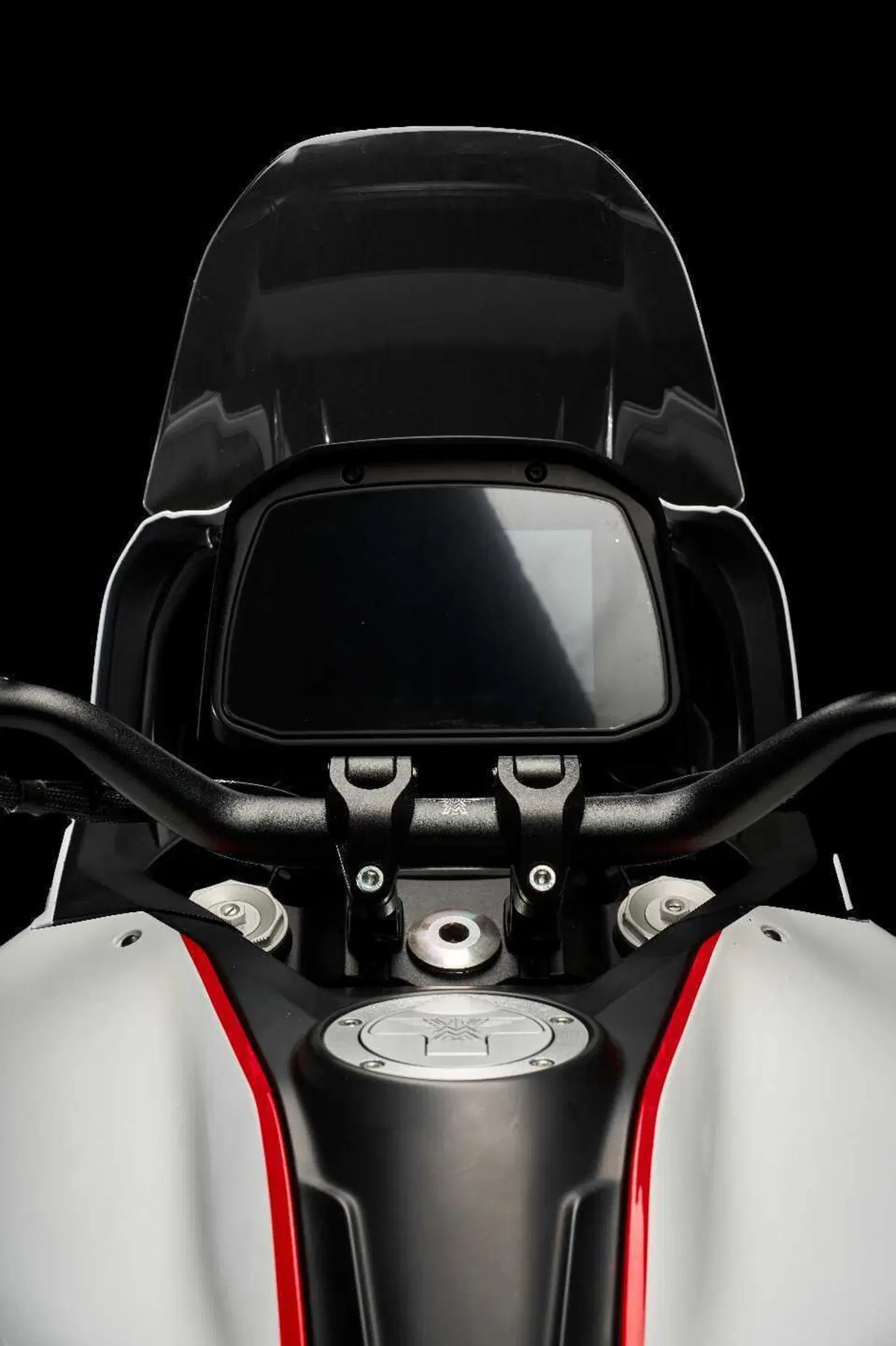 EICMA 2023. Moto Morini presenta la X-Cape 1200 [VIDEO] (23)