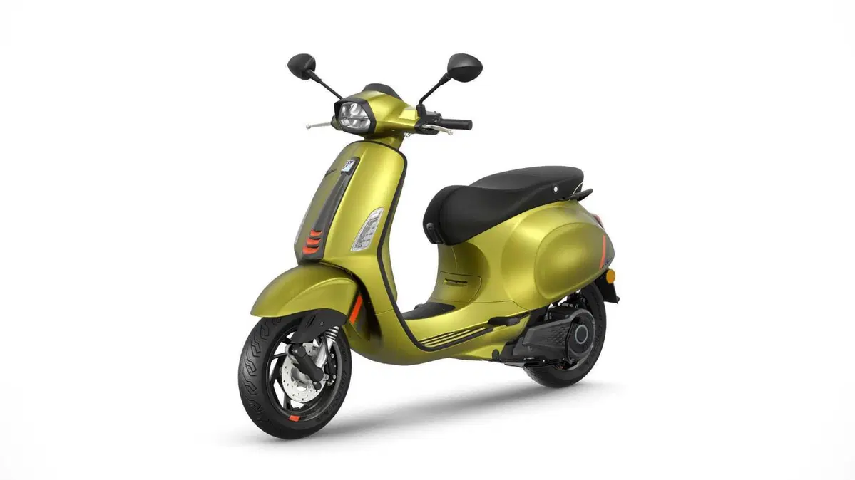 Il Gruppo Piaggio presenta a EICMA 2023 le nuove Vespa Primavera e Sprint S (2)
