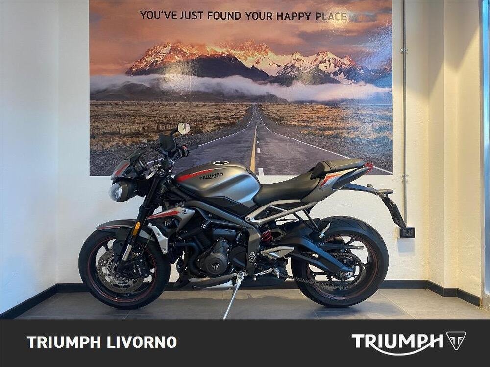 Triumph Street Triple R (2020 - 23) (4)