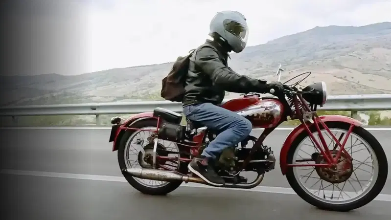 MOTOFESTIVAL - Come si guida una moto di un secolo fa? [VIDEO]