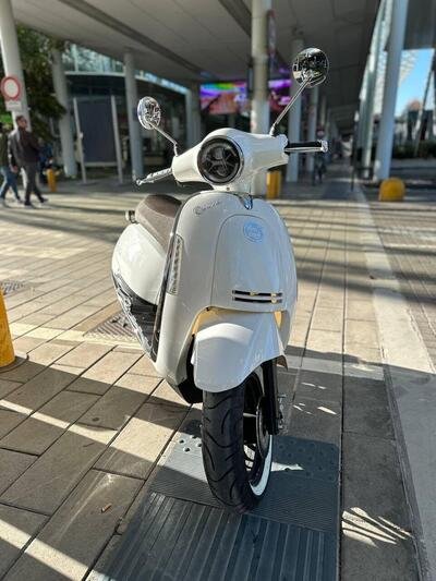 ETRIKO electric mobility a EICMA 2023: i nuovi modelli di scooter elettrici e la gamma colori 2024