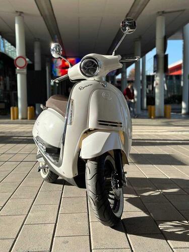 ETRIKO electric mobility a EICMA 2023: i nuovi modelli di scooter elettrici e la gamma colori 2024 (4)