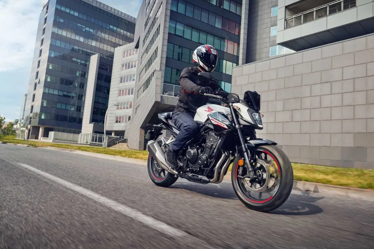 Eicma 2023: Honda presenta la CB500 Hornet (8)