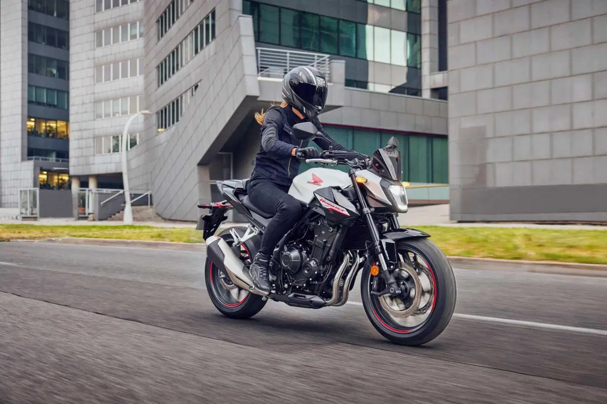 Eicma 2023: Honda presenta la CB500 Hornet (9)