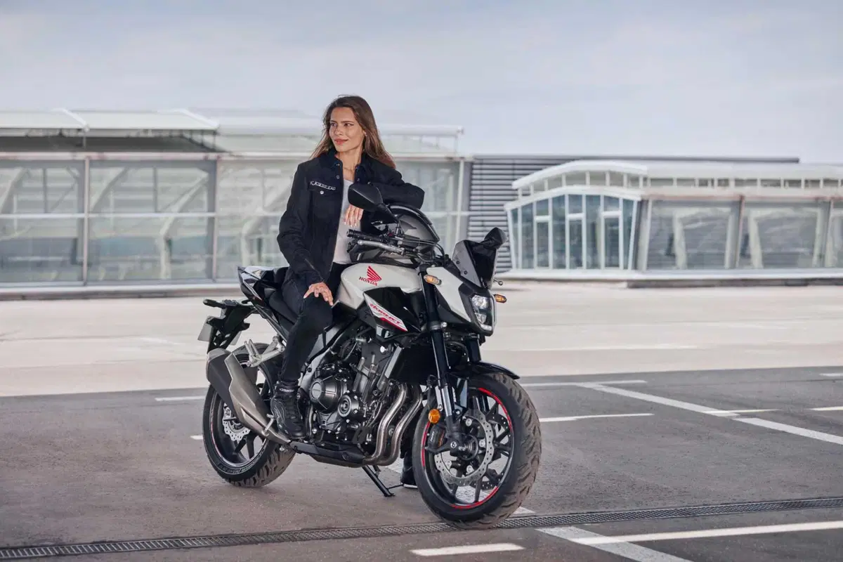 Eicma 2023: Honda presenta la CB500 Hornet (15)
