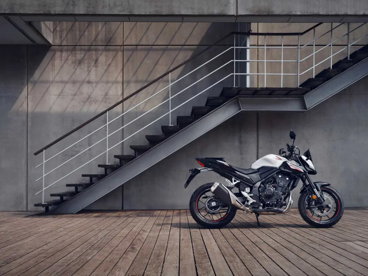 Eicma 2023: Honda presenta la CB500 Hornet (19)