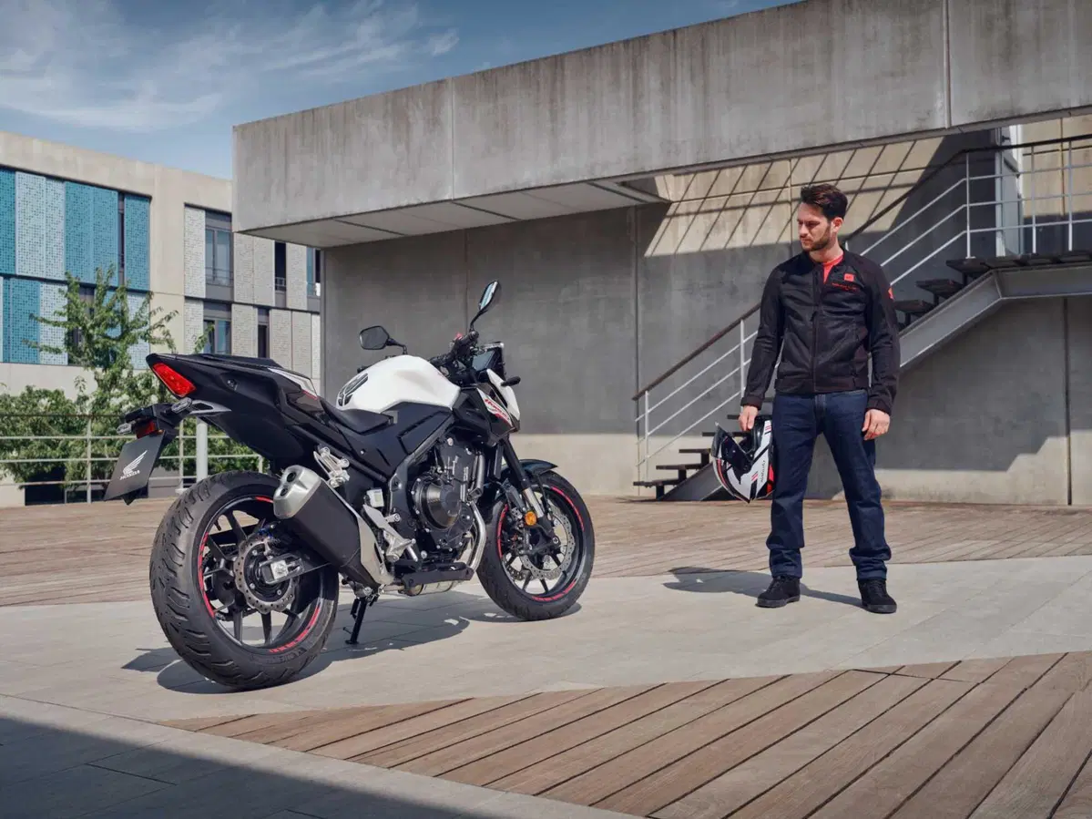 Eicma 2023: Honda presenta la CB500 Hornet (21)