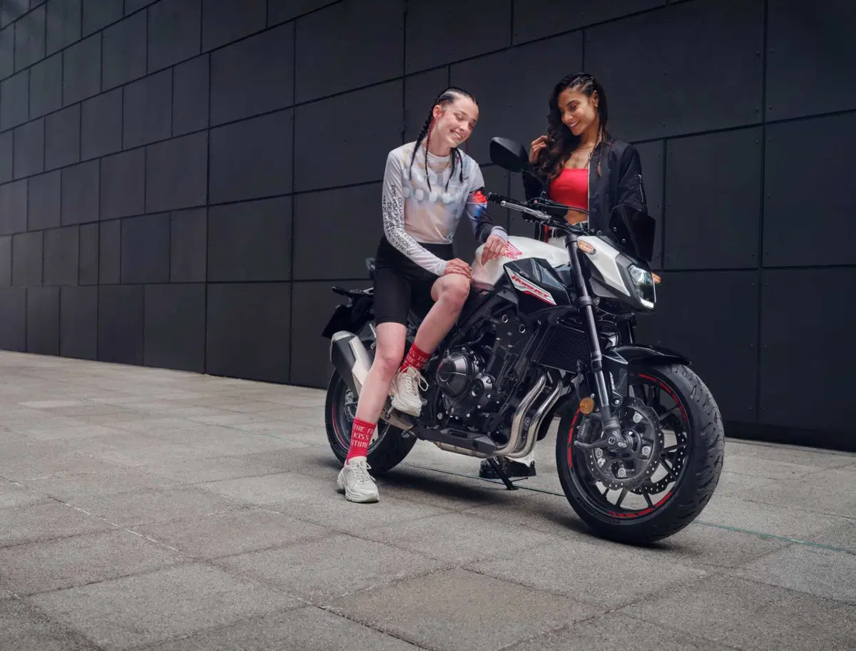 Eicma 2023: Honda presenta la CB500 Hornet (27)