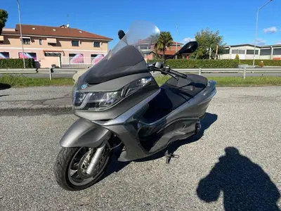 Piaggio X10 350 ie Executive (2011 - 17) usata