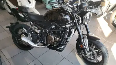 Voge Trofeo 300AC (2021 - 26) nuova