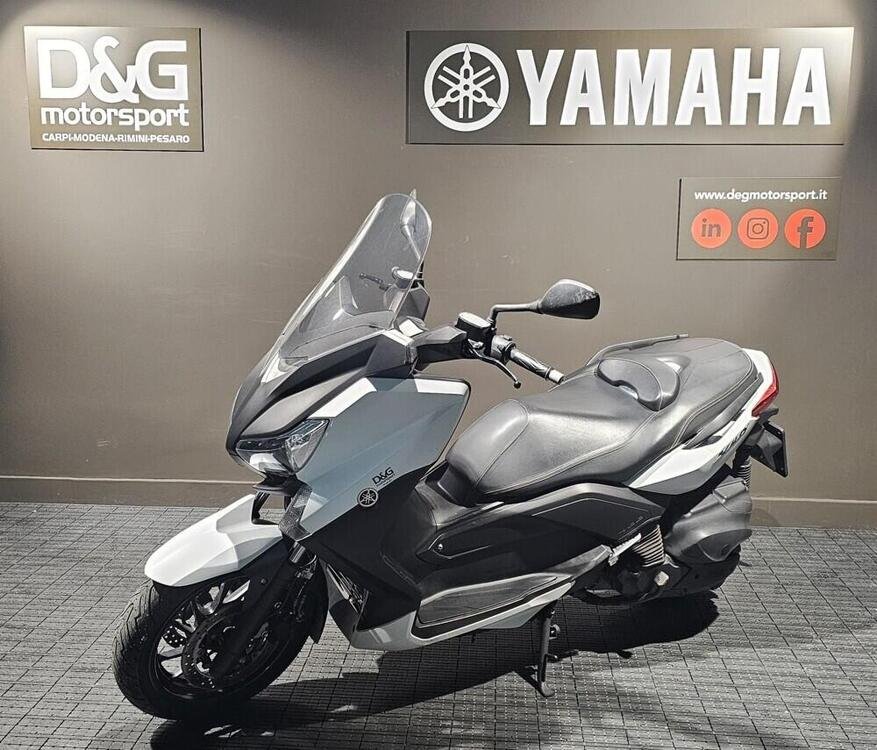 Yamaha X-Max 400 (2013 - 16) (3)