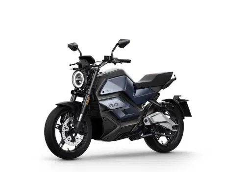 Niu RQi