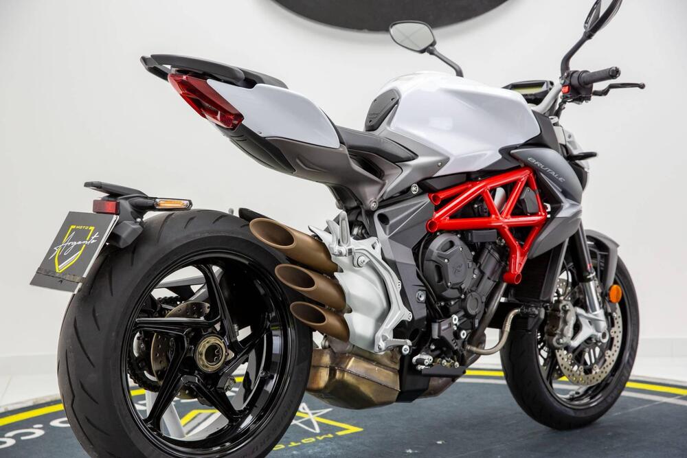 MV Agusta Brutale 800 (2012 - 15) (4)